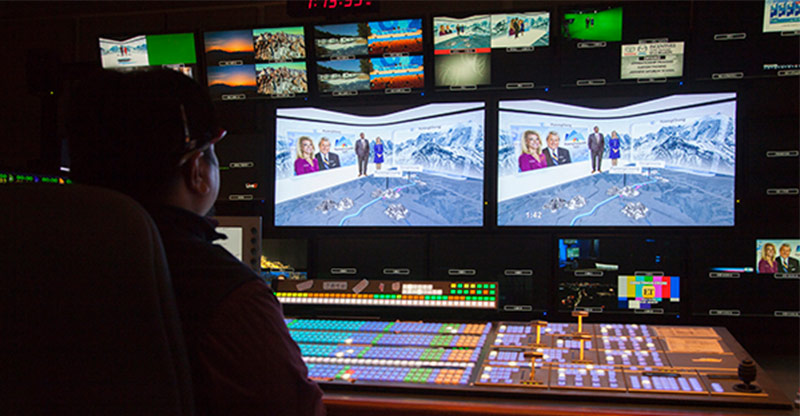 An operator looking at the final rendering of WRAL-TV's virtual studio